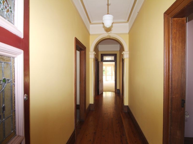 82 Clinton Street, Orange NSW 2800