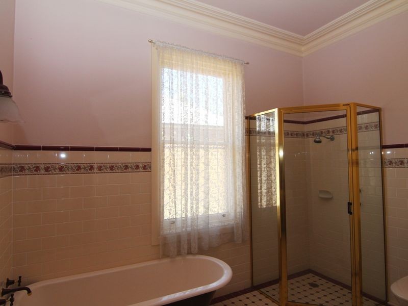 82 Clinton Street, Orange NSW 2800