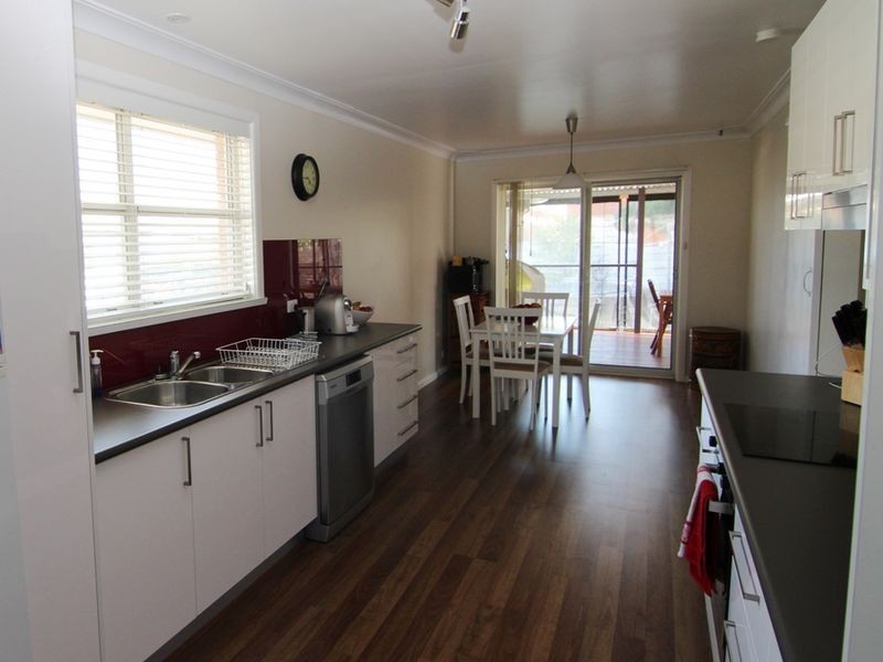 148 Matthews Avenue, Orange NSW 2800