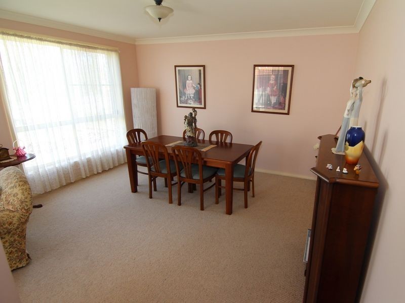 5 Sheridan Place, Orange NSW 2800