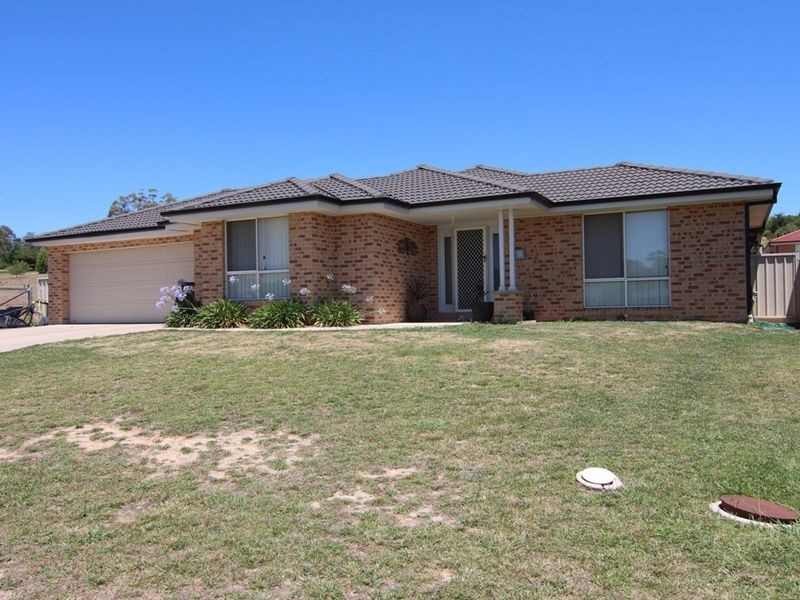 41 Fahy Crescent, Orange NSW 2800