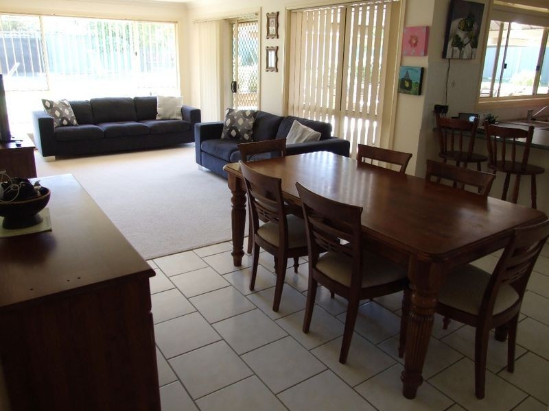 14 Coombes Place, Orange NSW 2800