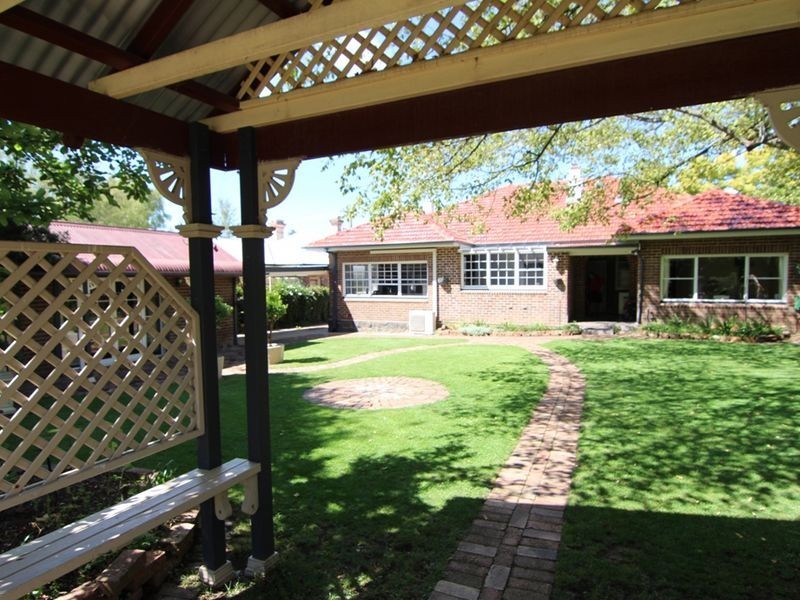 69 Moulder Street, Orange NSW 2800
