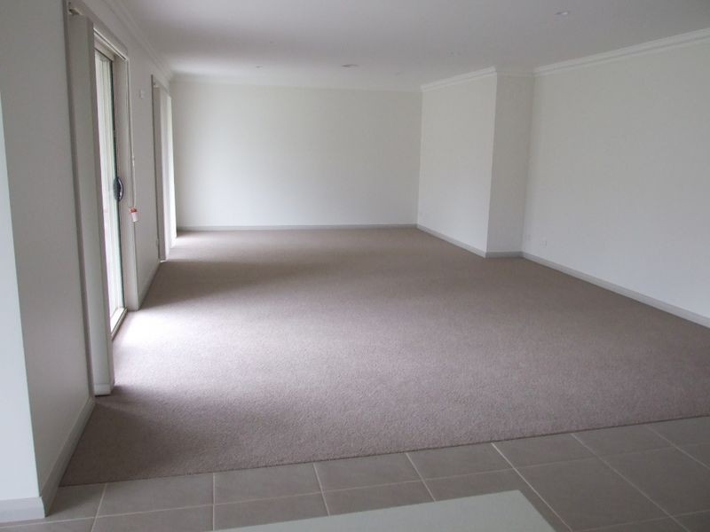 20 Melaleuca Way, Orange NSW 2800
