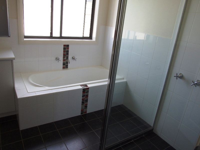 7 Burrows Court, Orange NSW 2800