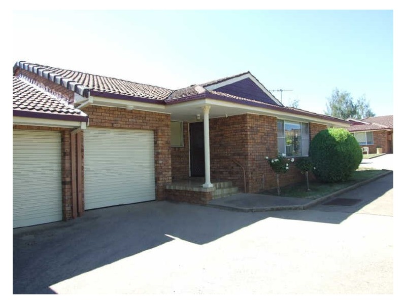 4/16 Warrendine Street, Orange NSW 2800