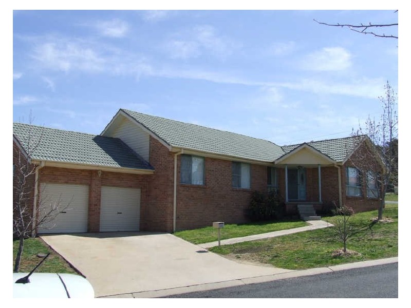 18 Crinoline Street, Orange NSW 2800