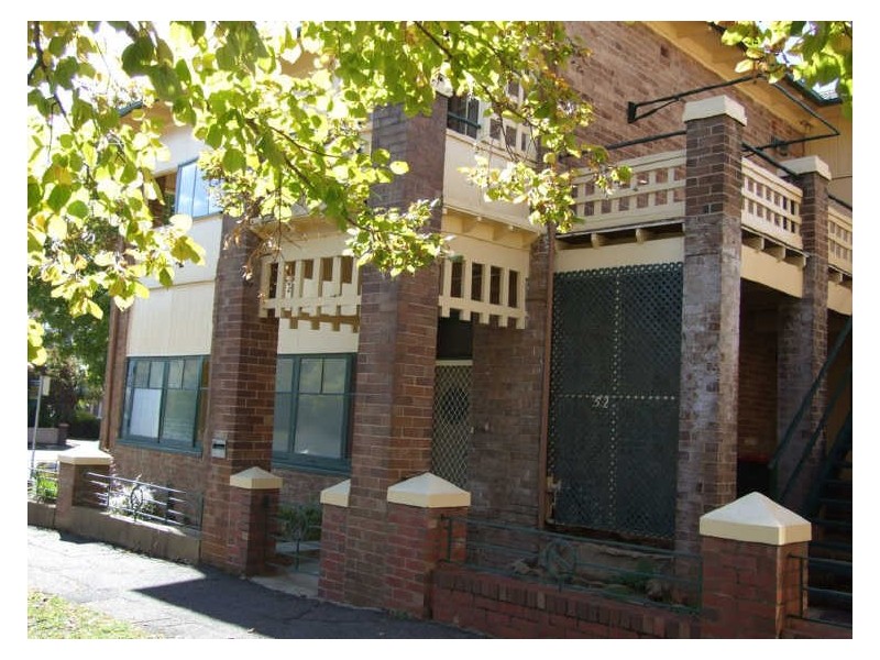 1/52 Clinton Street, Orange NSW 2800