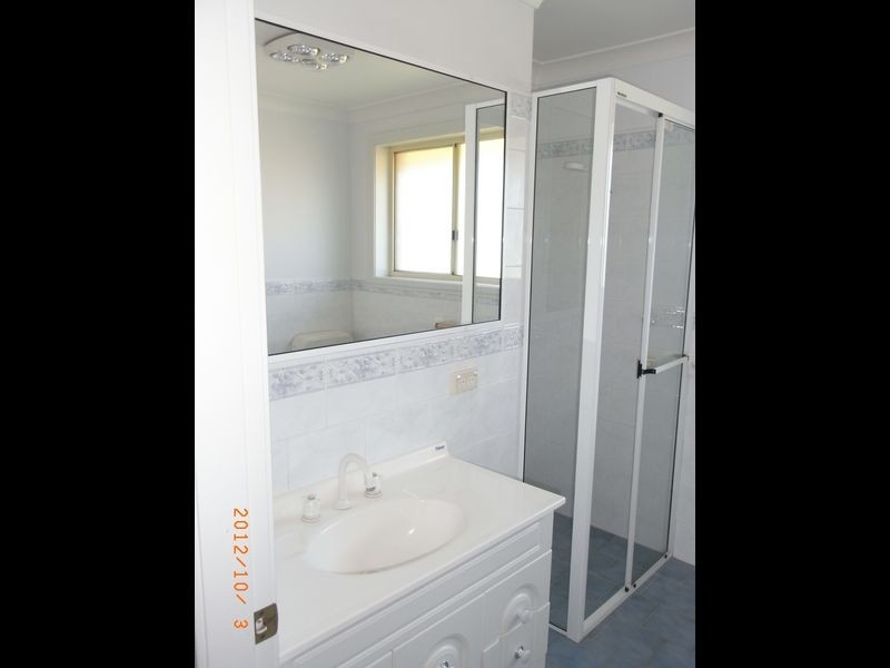 27 Northstoke Way, Orange NSW 2800