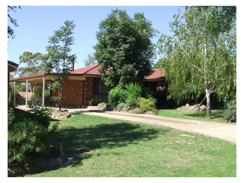 12 Pioneer Place, Orange NSW 2800