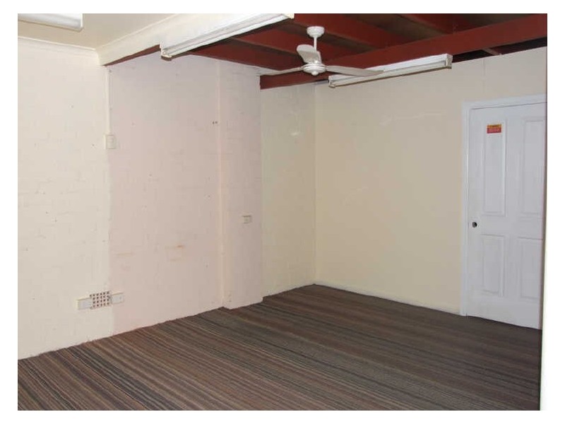 Rear/145 Lords Place, Orange NSW 2800