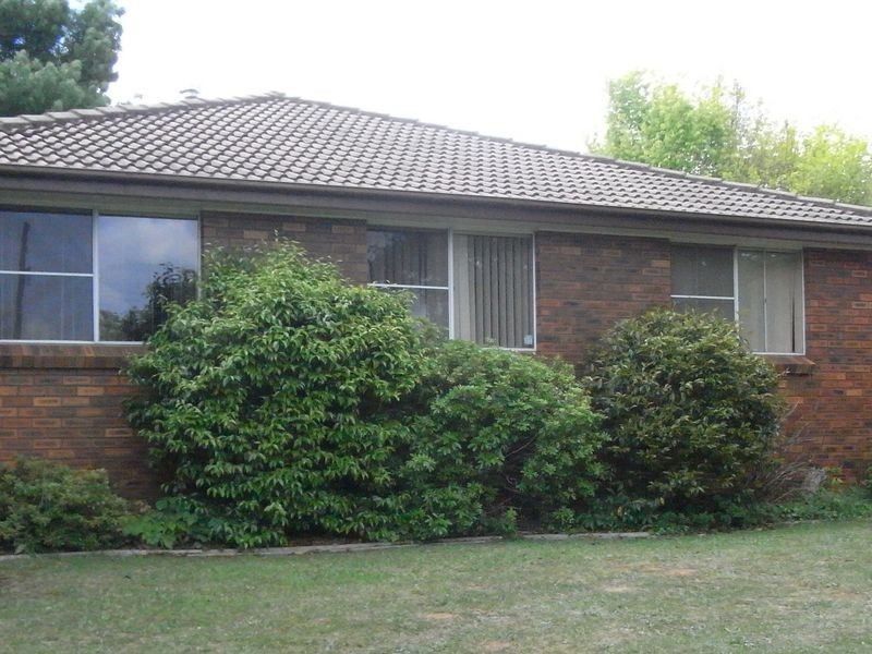 16 Wahratta Way, Orange NSW 2800