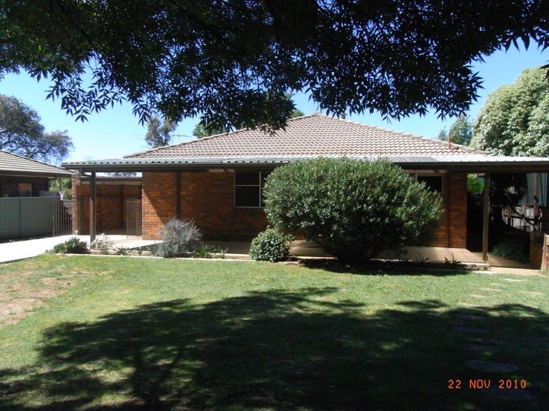 16 Wahratta Way, Orange NSW 2800