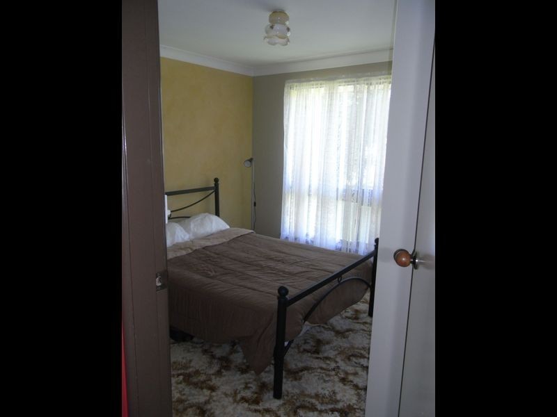 8 Georgian Place, Orange NSW 2800