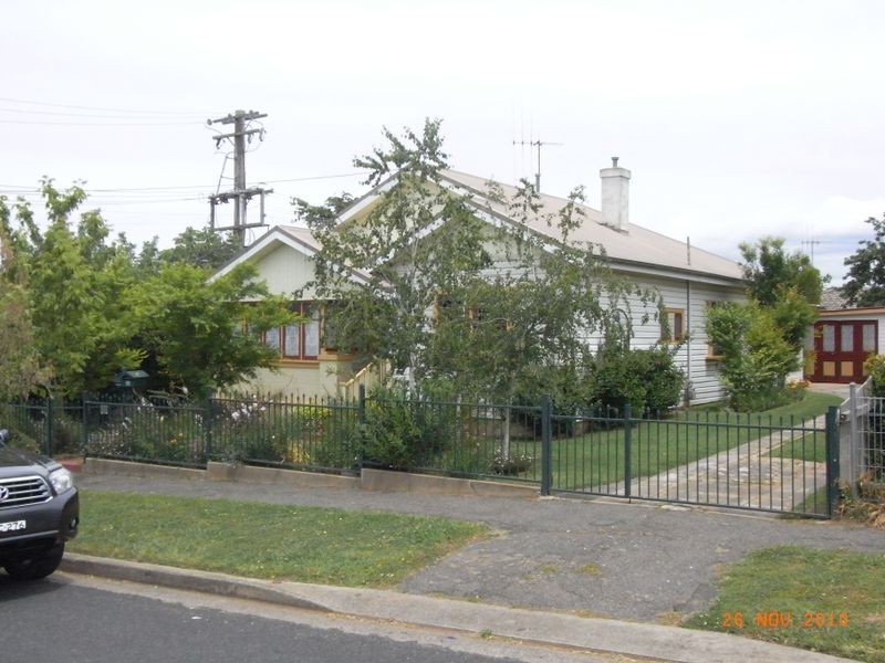 40 Caroline Street, Orange NSW 2800