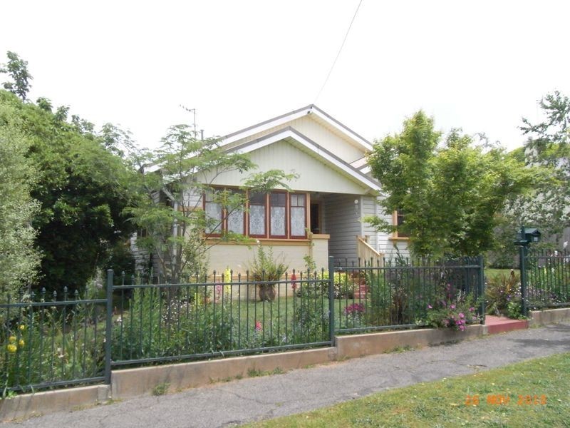 40 Caroline Street, Orange NSW 2800