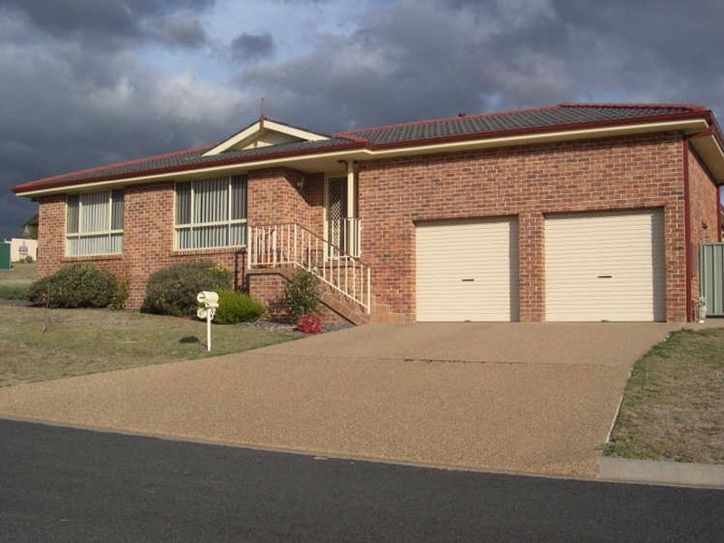 47 Northstoke Way, Orange NSW 2800