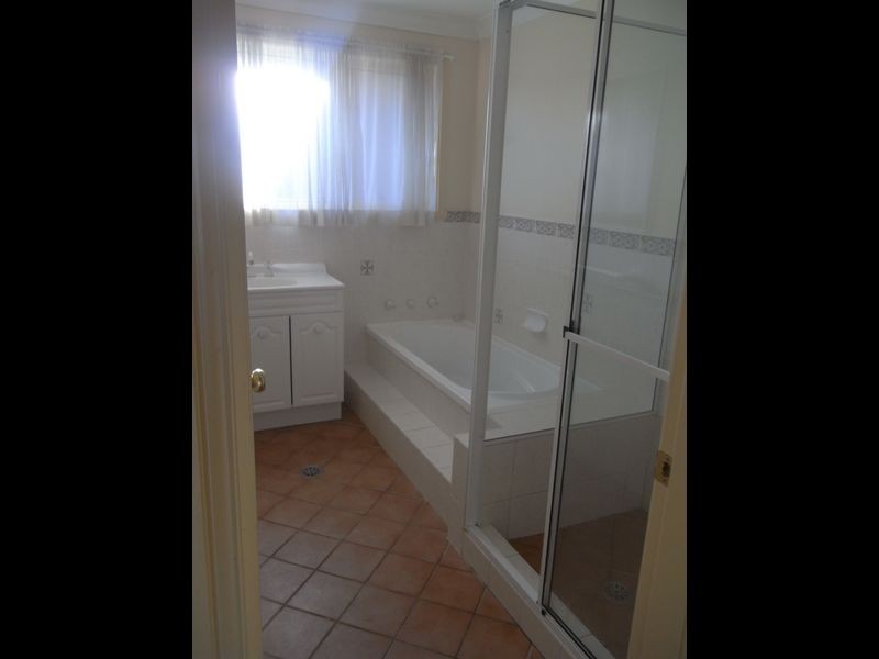 47 Northstoke Way, Orange NSW 2800