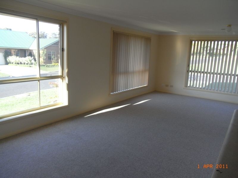 47 Northstoke Way, Orange NSW 2800