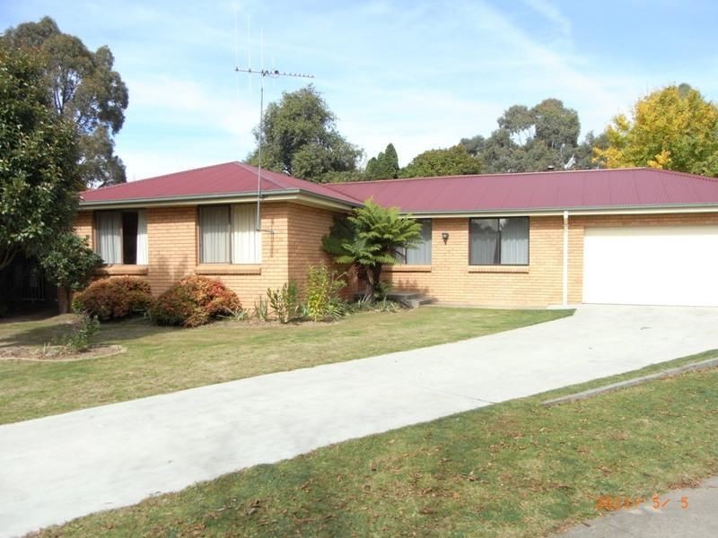 3 Brooke Place, Orange NSW 2800