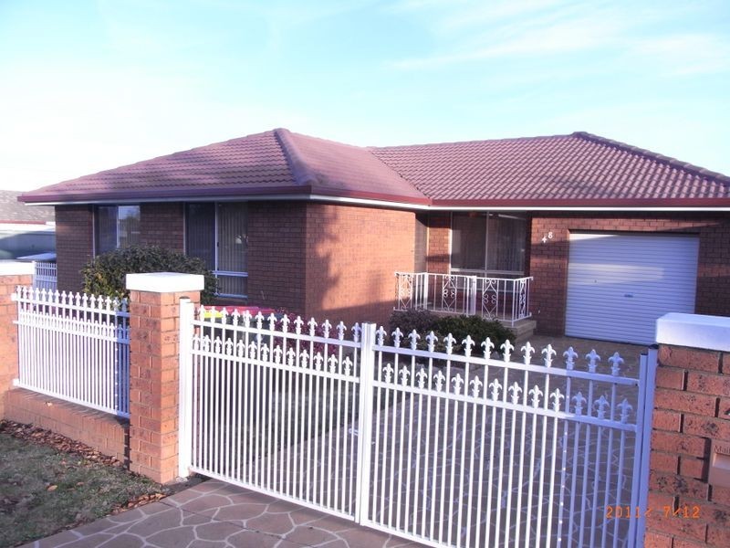 48 Tynan Street, Orange NSW 2800