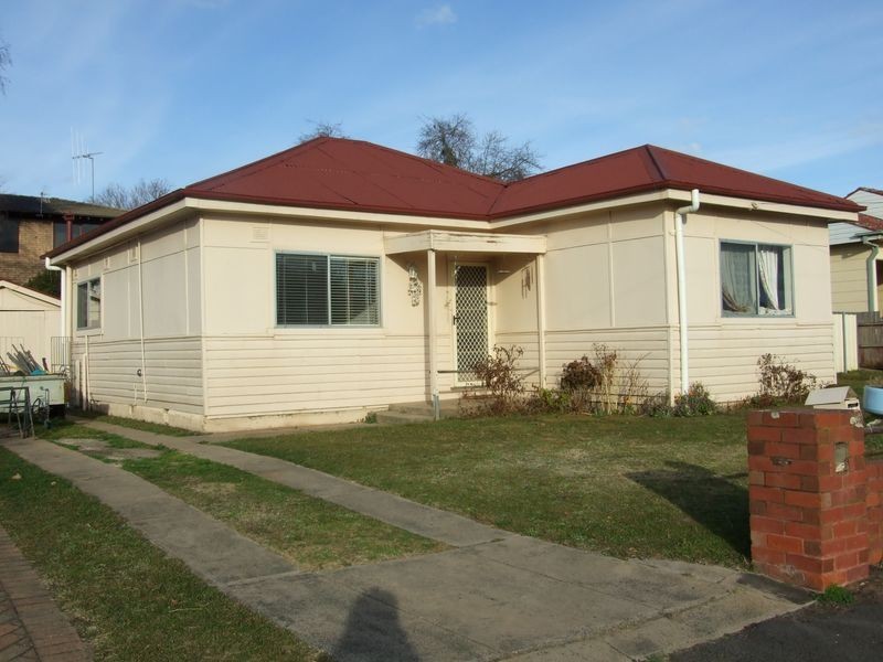 114 Autumn Street, Orange NSW 2800