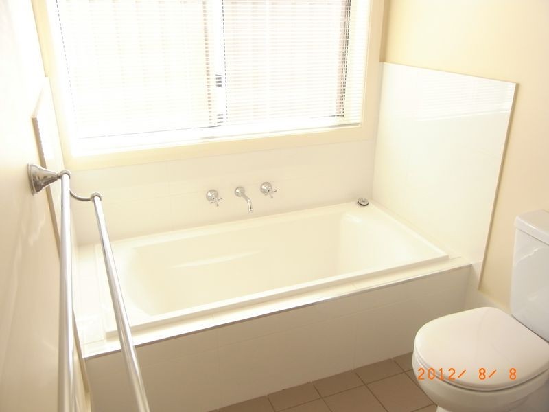 35 Jonathon Road, Orange NSW 2800