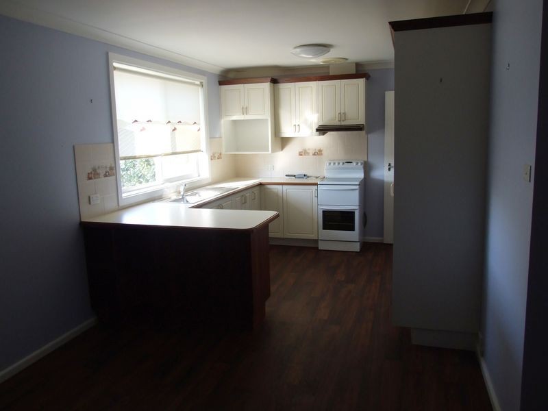 11 Markham Avenue, Orange NSW 2800