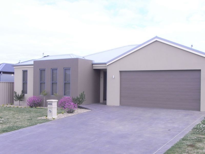 10 Ruby Street, Orange NSW 2800