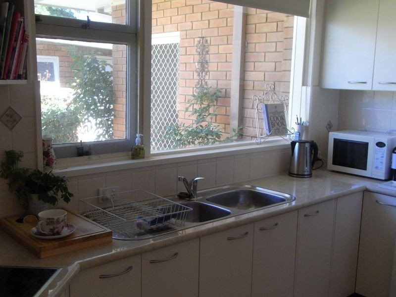 90 Icely Road, Orange NSW 2800
