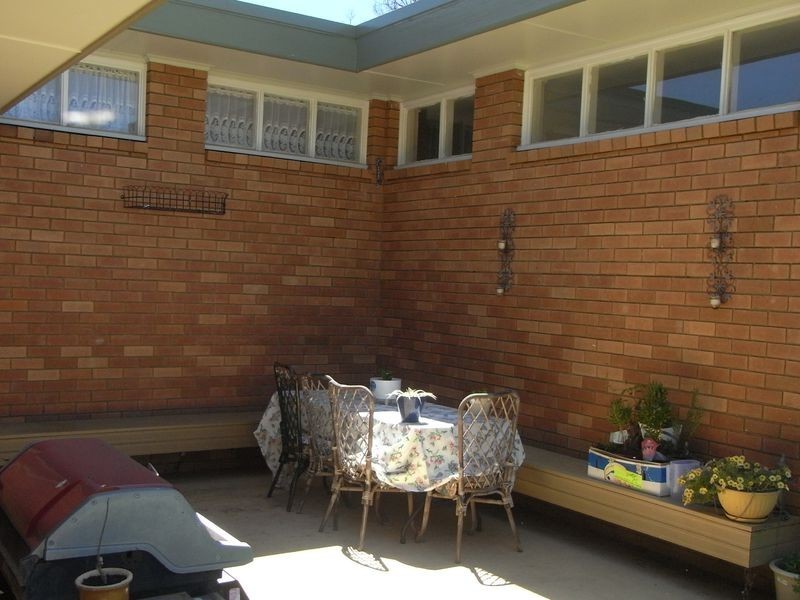 90 Icely Road, Orange NSW 2800