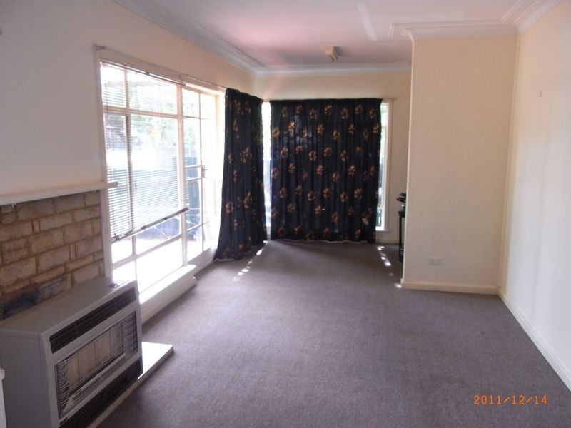 15 Coronation Drive, Orange NSW 2800
