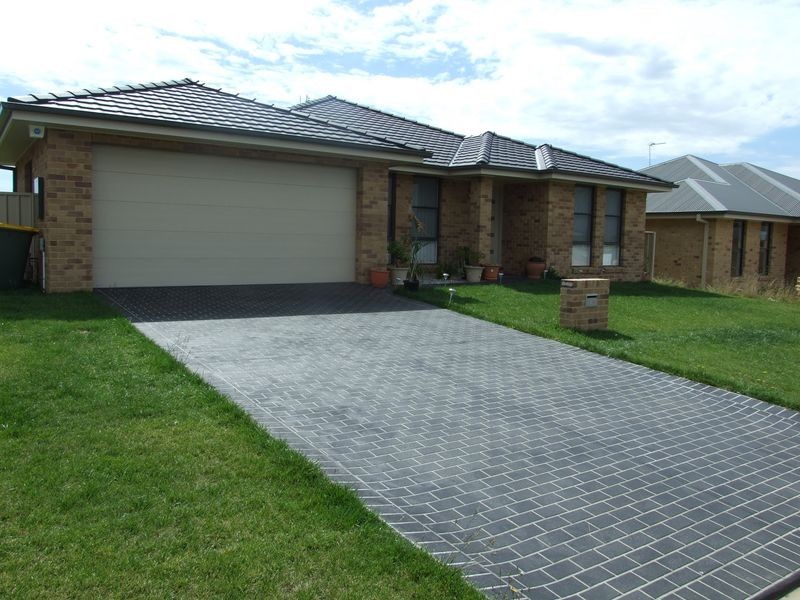 46 Diamond Drive, Orange NSW 2800