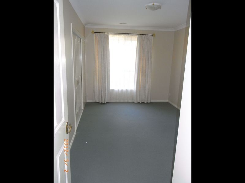 4 Birchgrove Drive, Orange NSW 2800