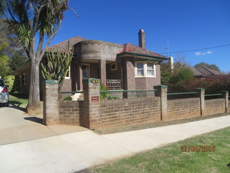 44 Allenby Road, Orange NSW 2800