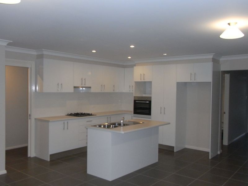 37a Beech Crescent, Orange NSW 2800