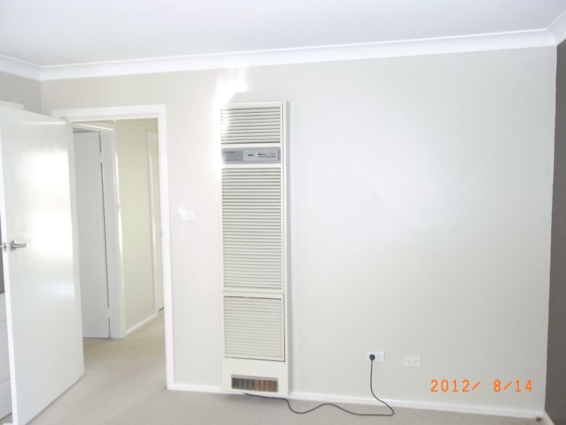 10 Benelong Place, Orange NSW 2800