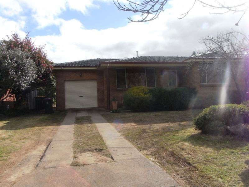 3 Burreburry Crescent, Orange NSW 2800