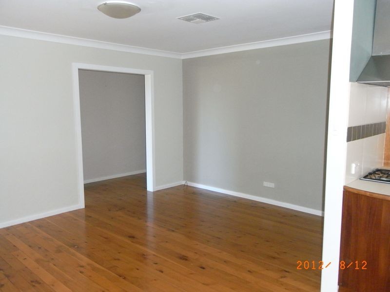 3 Burreburry Crescent, Orange NSW 2800