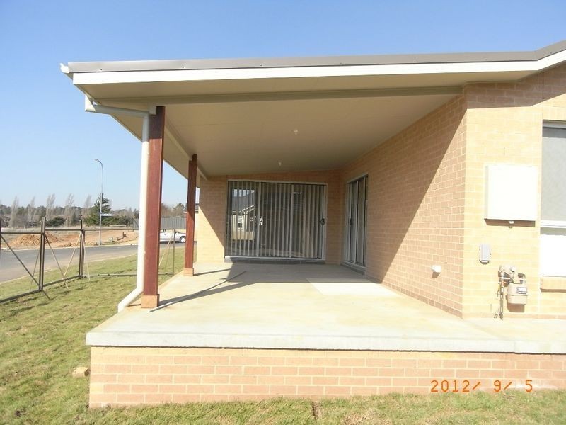 1 Centennial Crescent, Orange NSW 2800