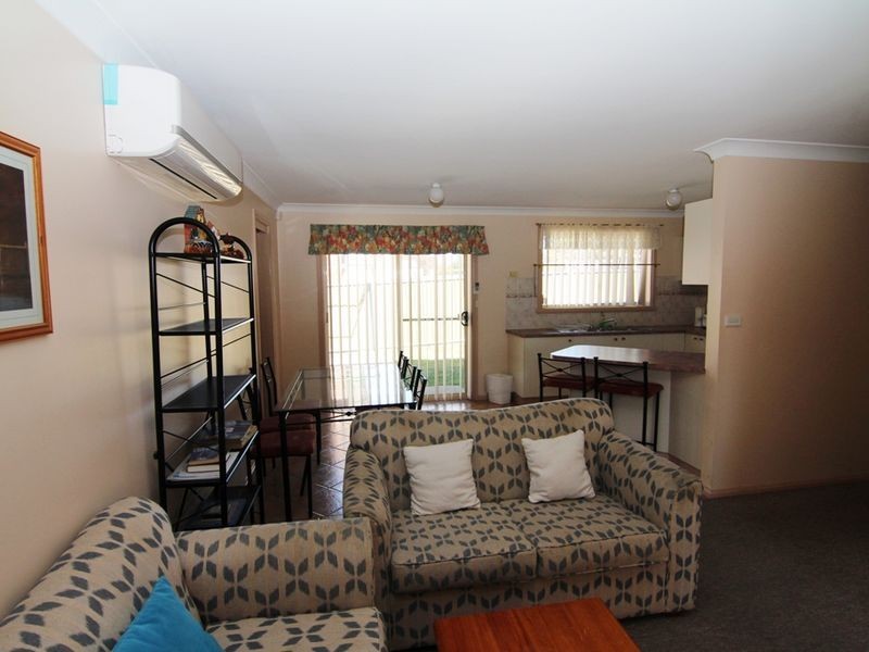 2/121 Woodward Street, Orange NSW 2800