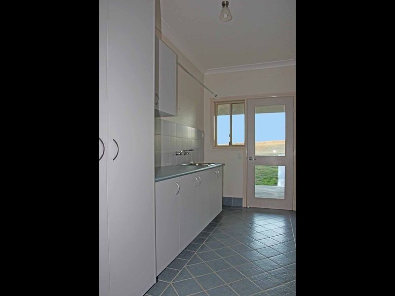 13 Windera Way, Orange NSW 2800
