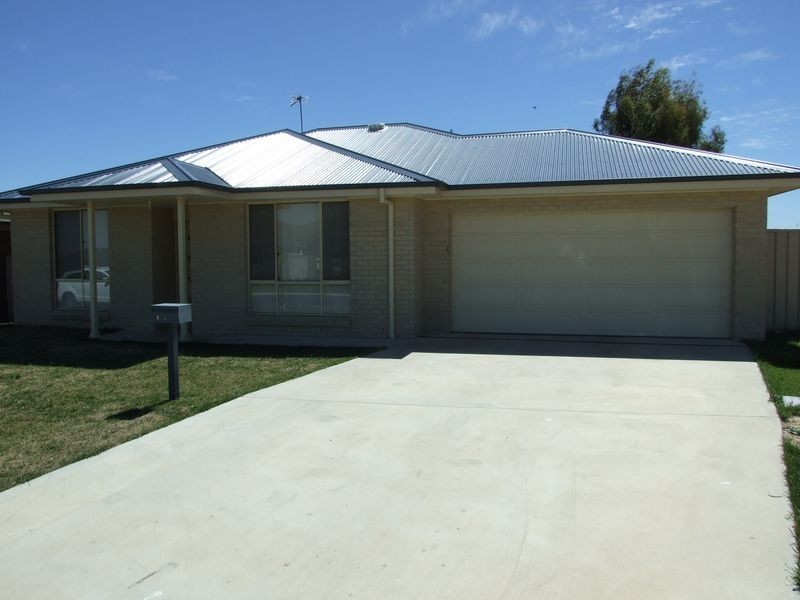 1 Buckland Drive, Orange NSW 2800