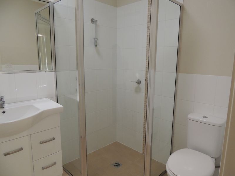 1 Buckland Drive, Orange NSW 2800