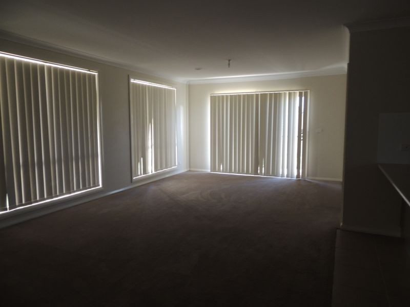 1 Buckland Drive, Orange NSW 2800