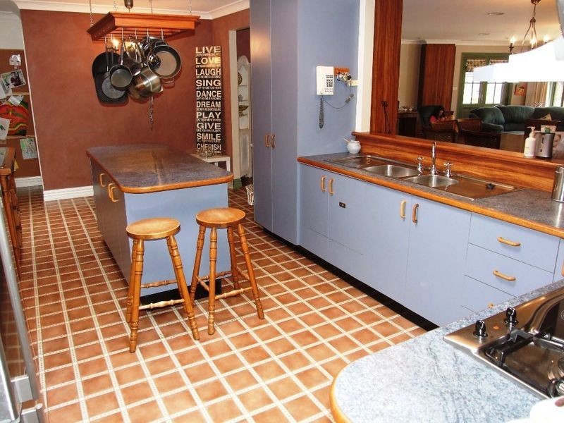 17 Crinoline St, Orange NSW 2800