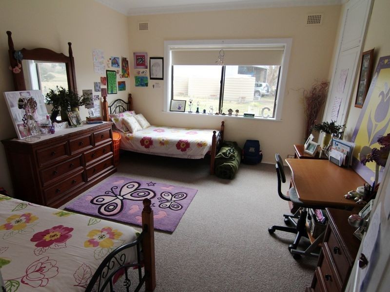 216 Long Swamp Road, Orange NSW 2800