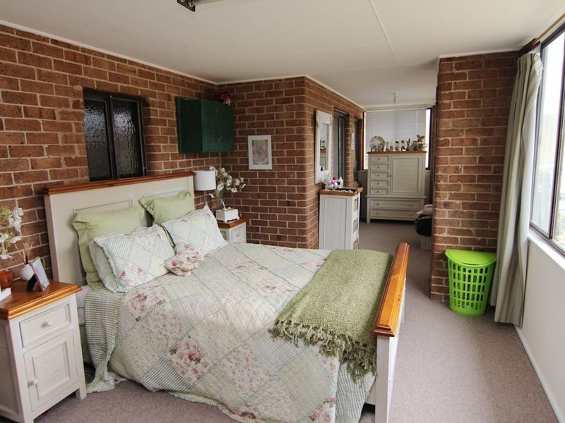 216 Long Swamp Road, Orange NSW 2800