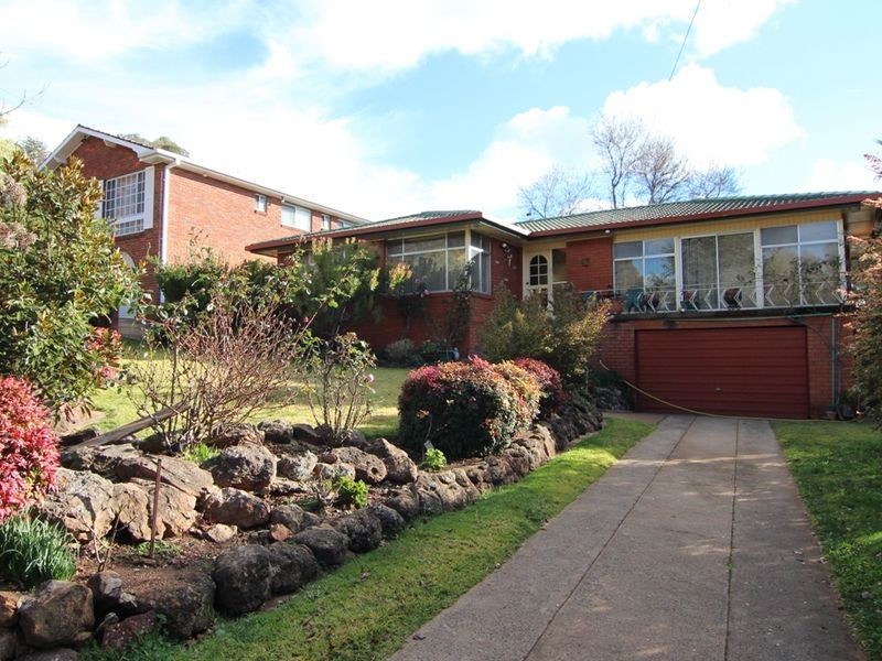 5 Maple Avenue, Orange NSW 2800