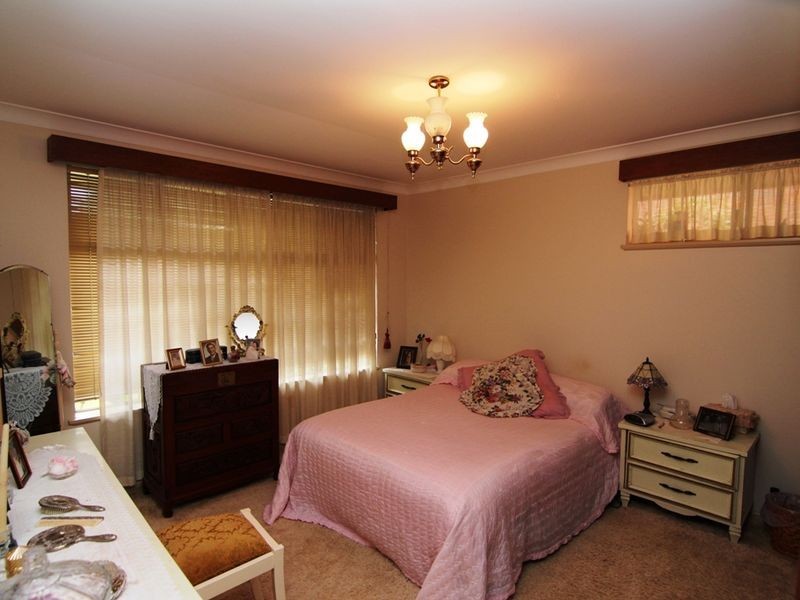 5 Maple Avenue, Orange NSW 2800